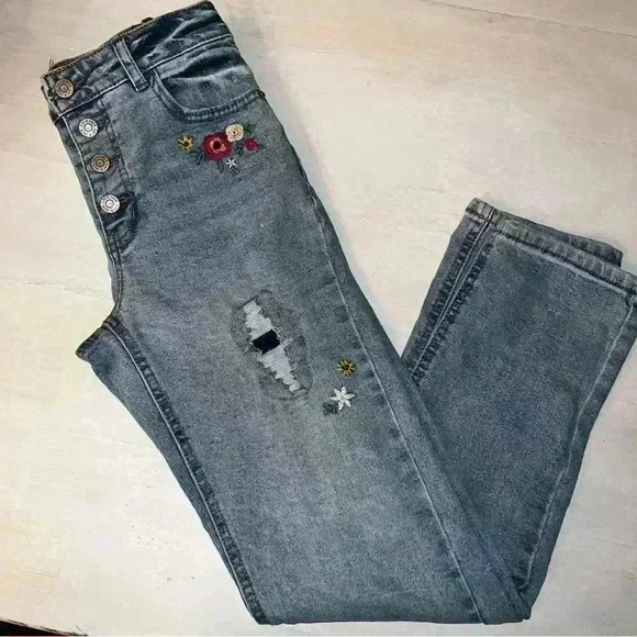 Cat & Jack Super Stretch Embroidered Distressed Girlfriend Jeans size 12 girls - Picture 4 of 11